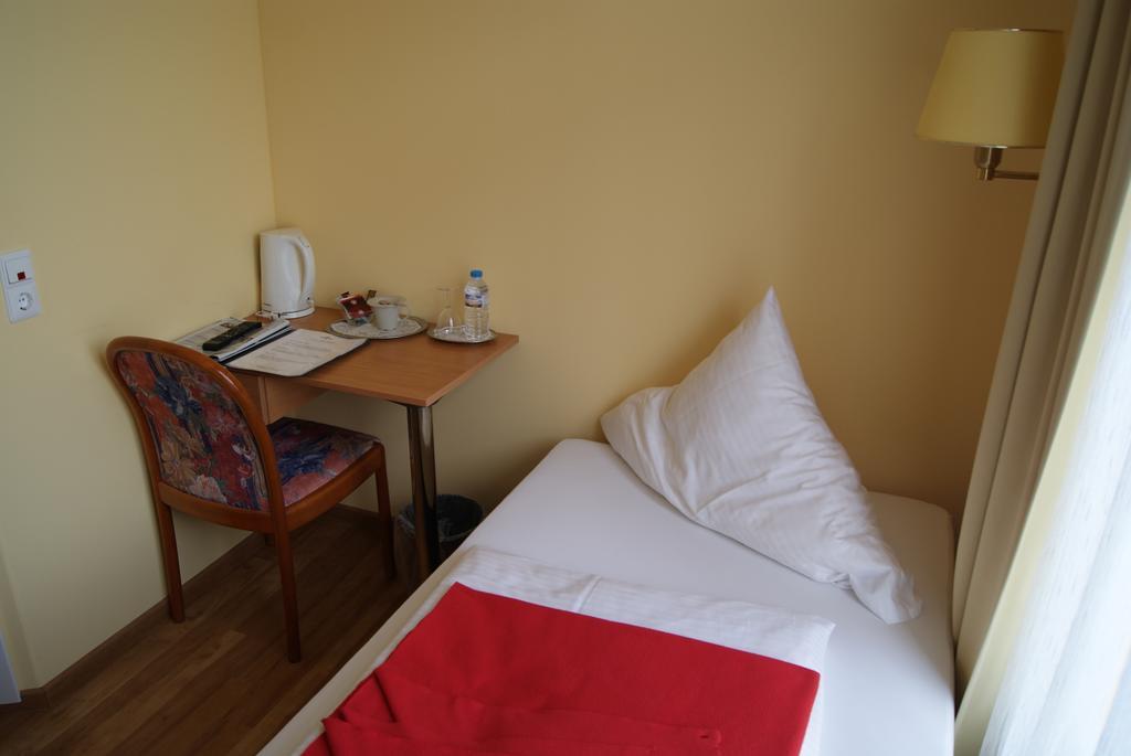 Hotel Villa Kisseleff Bad Homburg vor der Höhe Rum bild